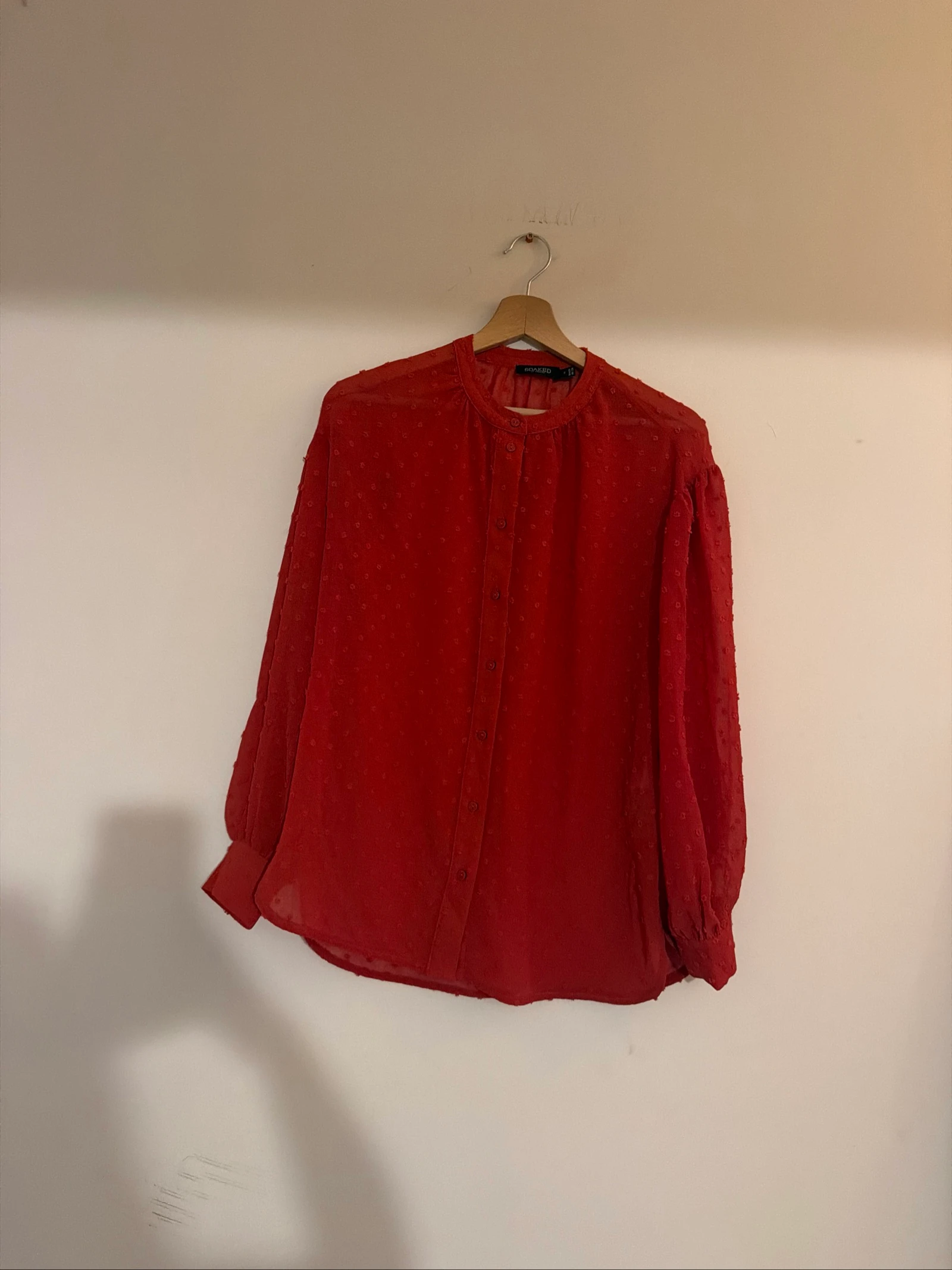 Chemisier rouge femme taille S soaked très bon état 